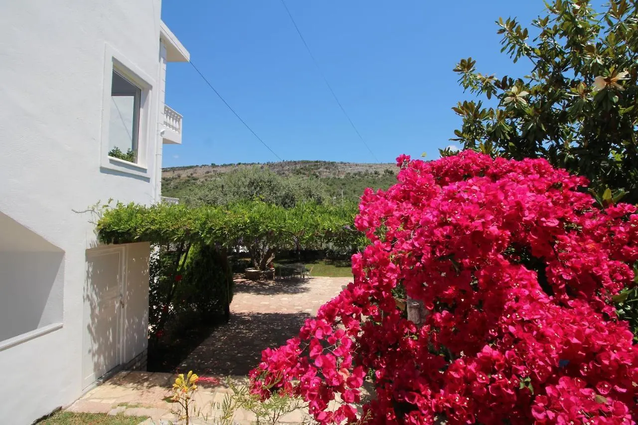 Hotel Villa Ambra Ksamil