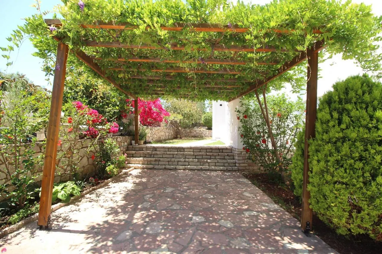 Hotel Villa Ambra Ksamil