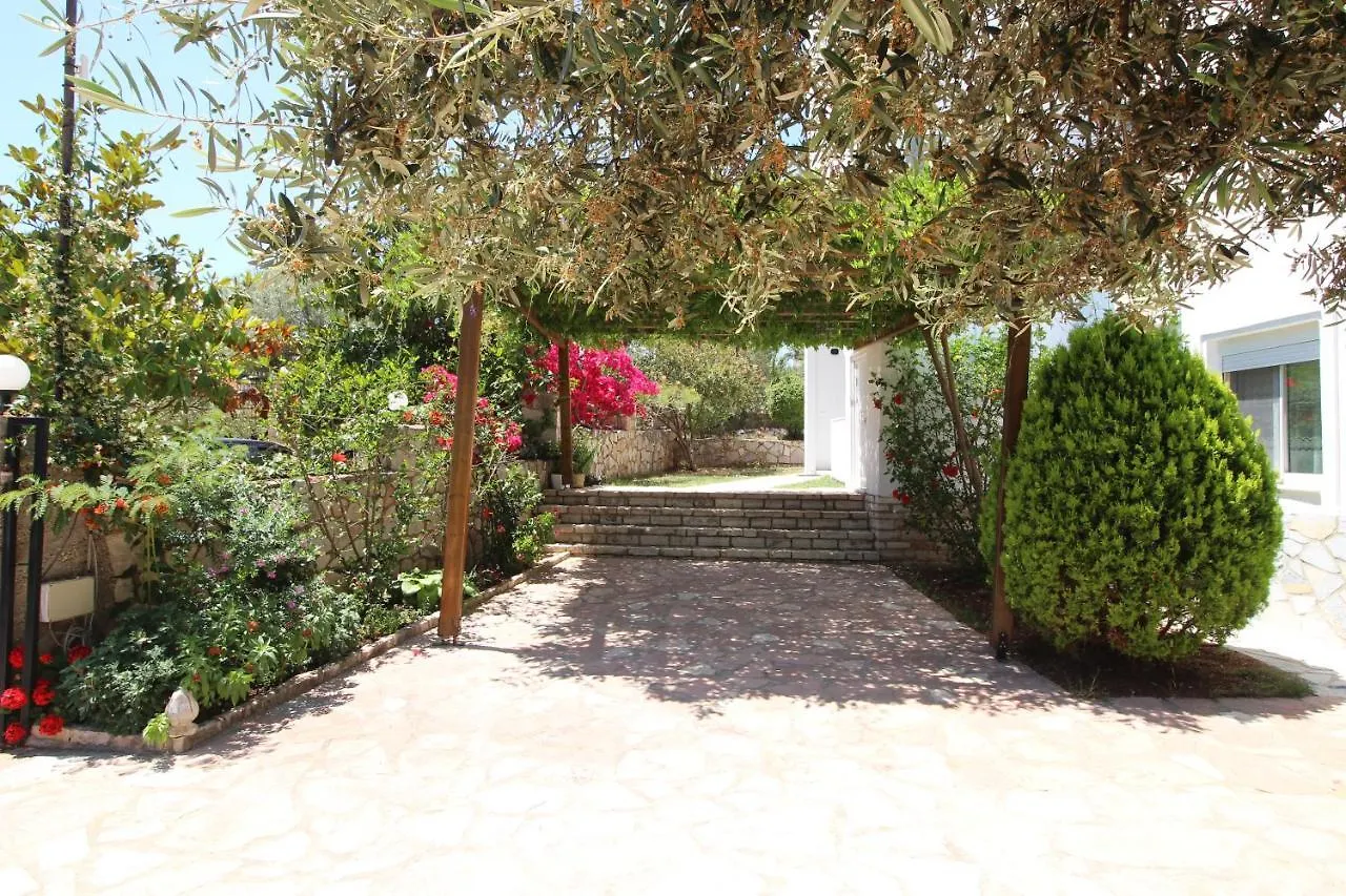 Hotel Villa Ambra Ksamil Albanien