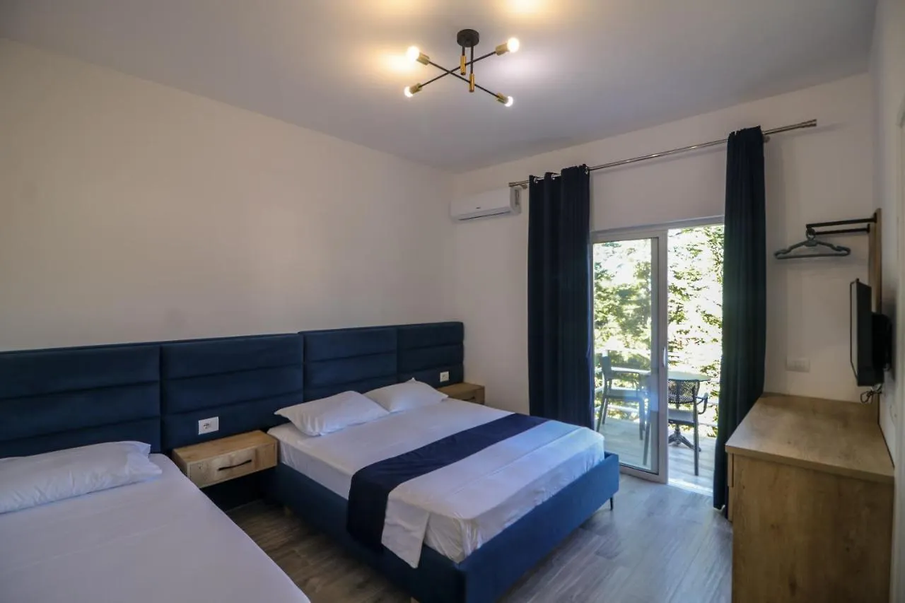 Hotel Villa Ambra Ksamil 3*,  Albania